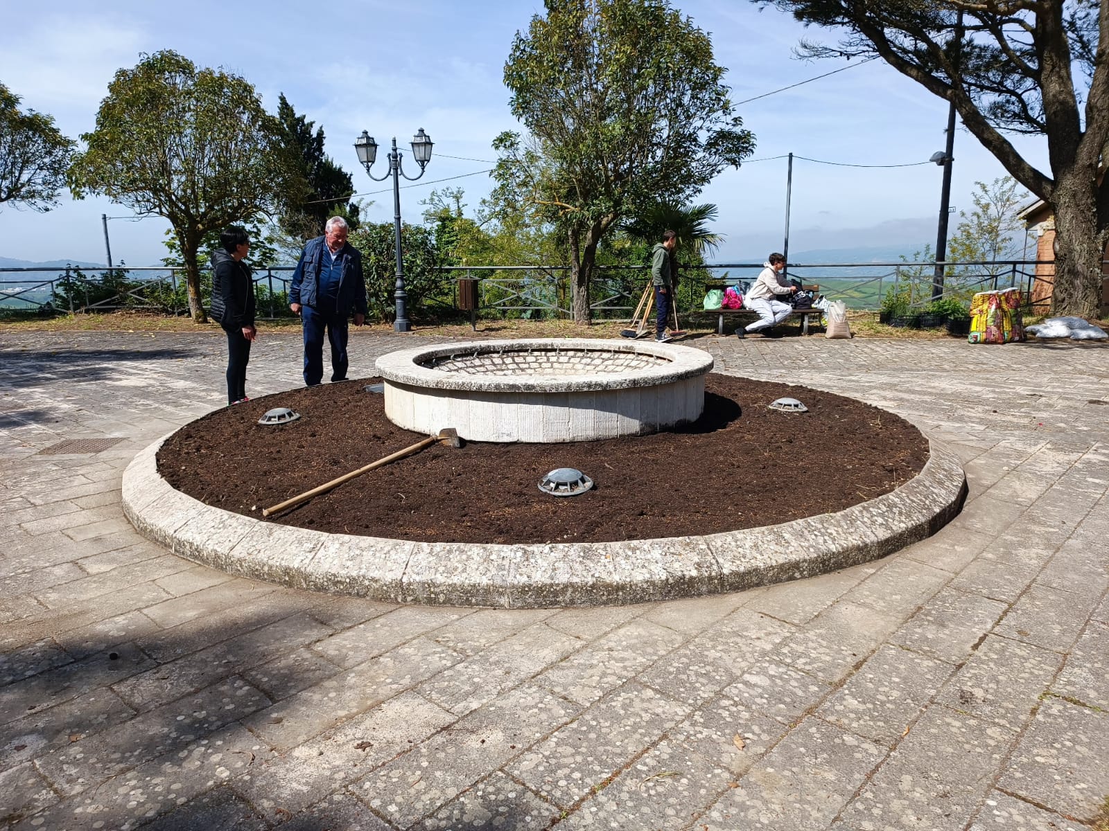 6 Maggio incontro comune di Greci (6)