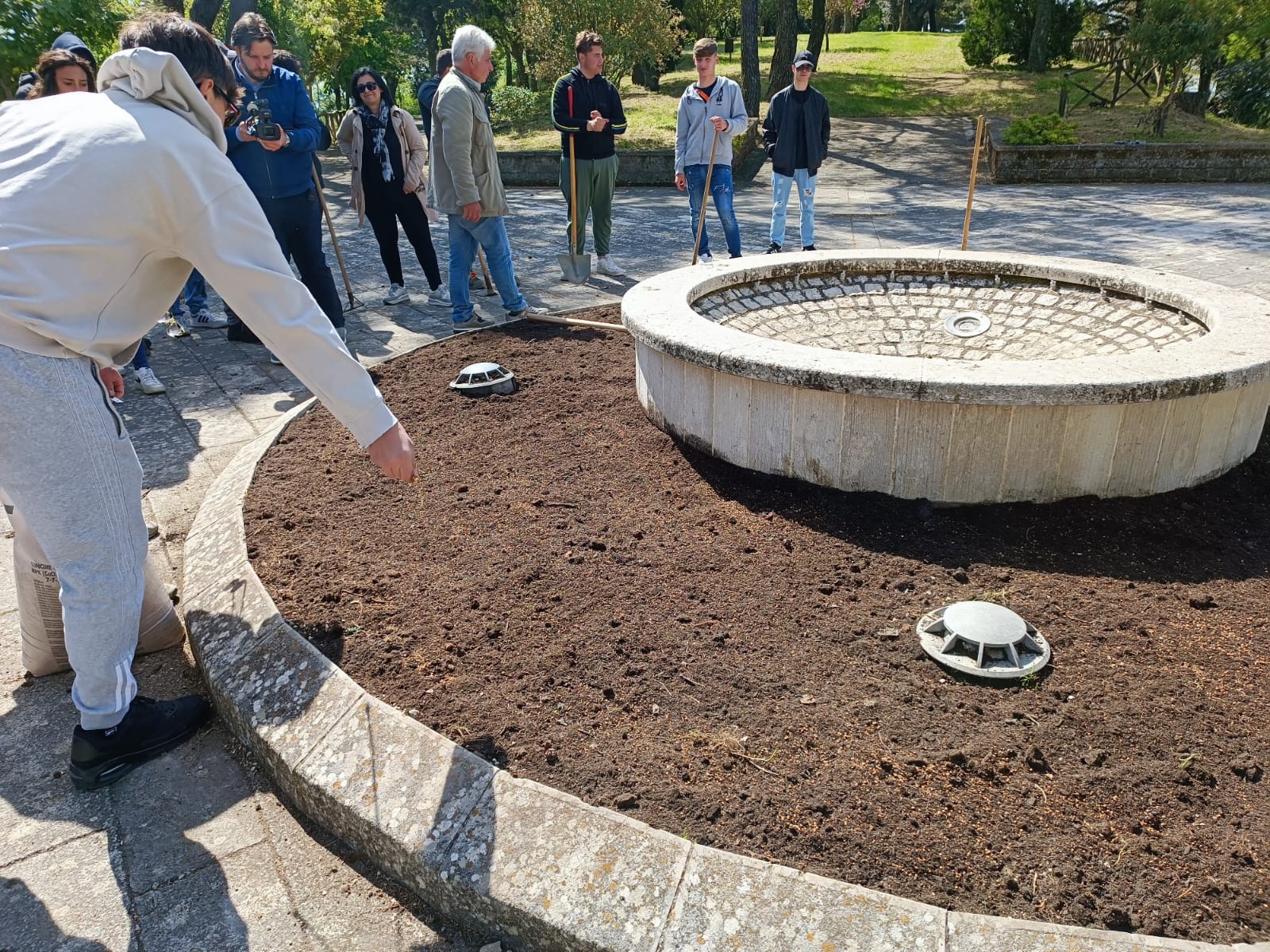 6 Maggio incontro comune di Greci (7)